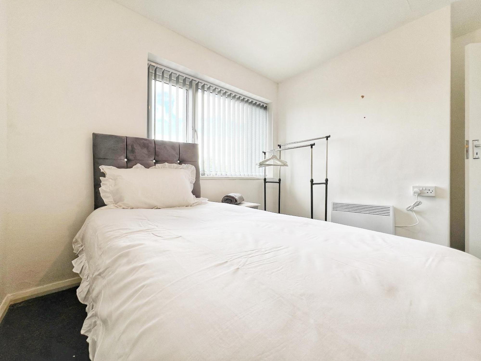 Rusholme Apartment - Sleeps 4 Manchester Exterior foto